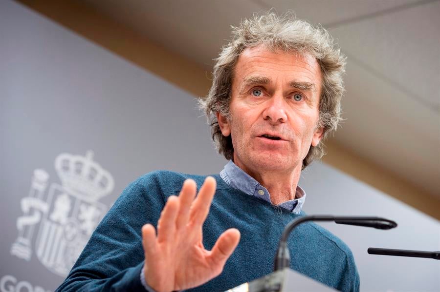 El hermano de Fernando Simón explica en una carta que está "muy preocupado por él" El hermano de Fernando Simón explica en una carta que está "muy preocupado por él"