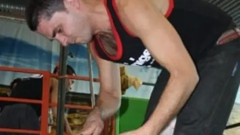 Cristóbal Burguete campeón de España de esquileo