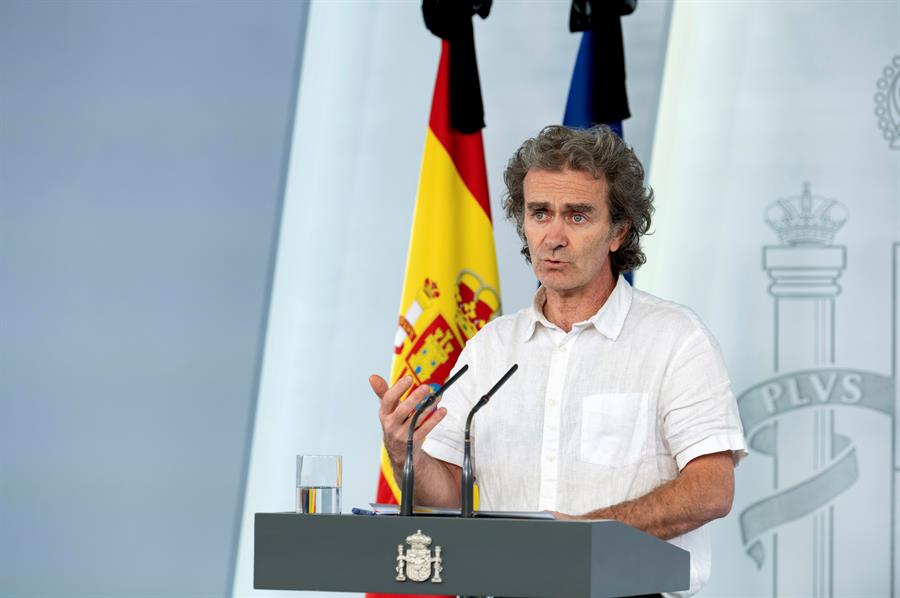 Simón, sobre los desplazamientos desde Madrid a partir del 21 de junio: "No hay que tener 'madrileñofobia', solo cuidado" Simón, sobre los desplazamientos desde Madrid a partir del 21 de junio: "No hay que tener 'madrileñofobia', solo cuidado"