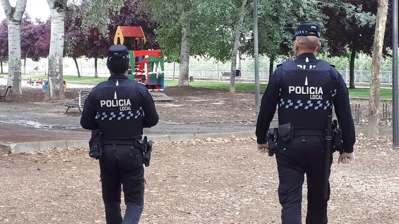 La policía municipal sigue vigilando el cumplimiento de las medidas AntiCovid La policía municipal sigue vigilando el cumplimiento de las medidas AntiCovid