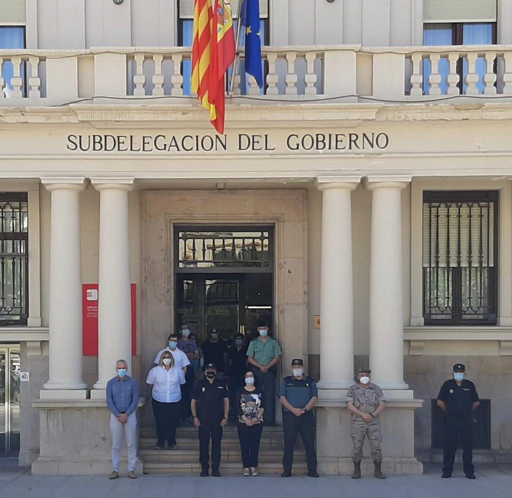 Las instituciones provinciales guardan un minuto de silencio por las víctimas de la COVID-19 Las instituciones provinciales guardan un minuto de silencio por las víctimas de la COVID-19