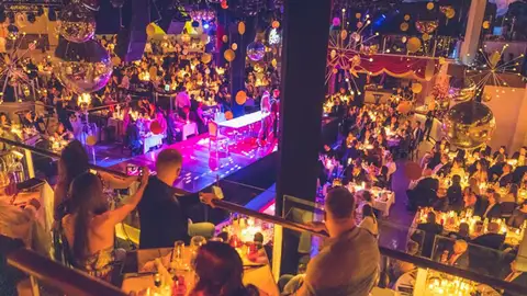 LaSexta Noticias Fin de Semana (06-06-20) Las discotecas y bares de ocio nocturno podrán abrir en fase 3 sin superar un tercio del aforo LaSexta Noticias Fin de Semana (06-06-20) Las discotecas y bares de ocio nocturno podrán abrir en fase 3 sin superar un tercio del aforo