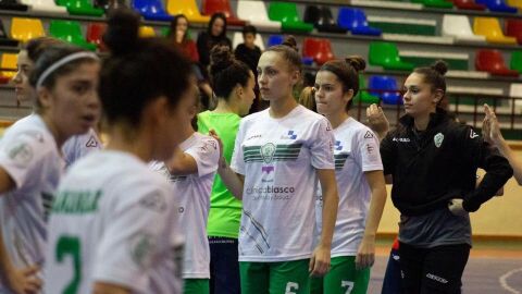 Las jugadoras del Cl&iacute;nica Blasco Joventut d'Elx tendr&aacute; que disputar el playoff a Primera en Zaragoza contra el Caldes, en semifinales, y el Intersala Promesas, en caso de vencer el primer duelo.