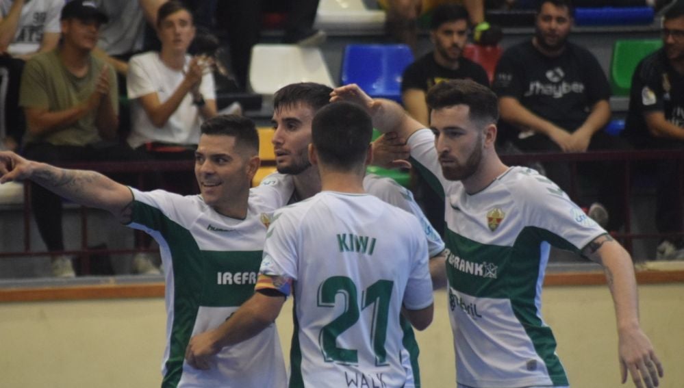 La plantilla del Elche CF Irefrank disputará la fase de ascenso a Primera Nacional en el Martín Carpena de Málaga.