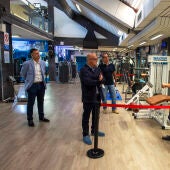 Manuel Baltar, na súa visita, hoxe, ao Pazo dos Deportes Paco Paz
