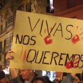 Pancarta en la concentración feminista convocada tras el asesinato de Sacramento Roca en Mallorca.