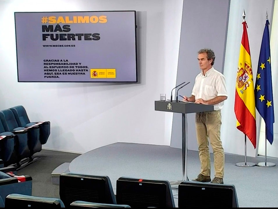 Fernando Simón: "No hay evidencia de que el coronavirus sea menos virulento" Fernando Simón: "No hay evidencia de que el coronavirus sea menos virulento"