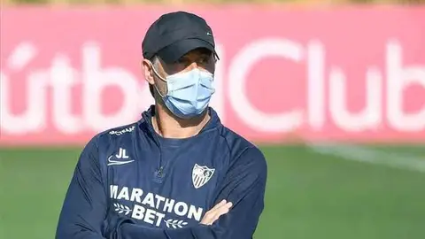 Julen Lopetegui, durante un entrenamiento Julen Lopetegui, durante un entrenamiento