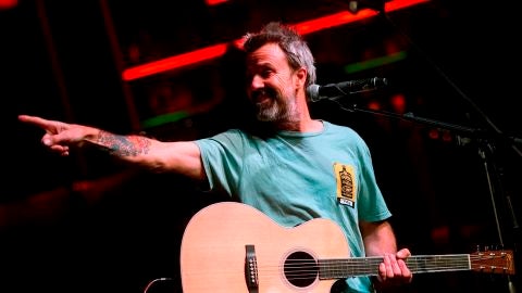 Pau Don&eacute;s: reacciones y mensajes de despedida al l&iacute;der de Jarabe de Palo