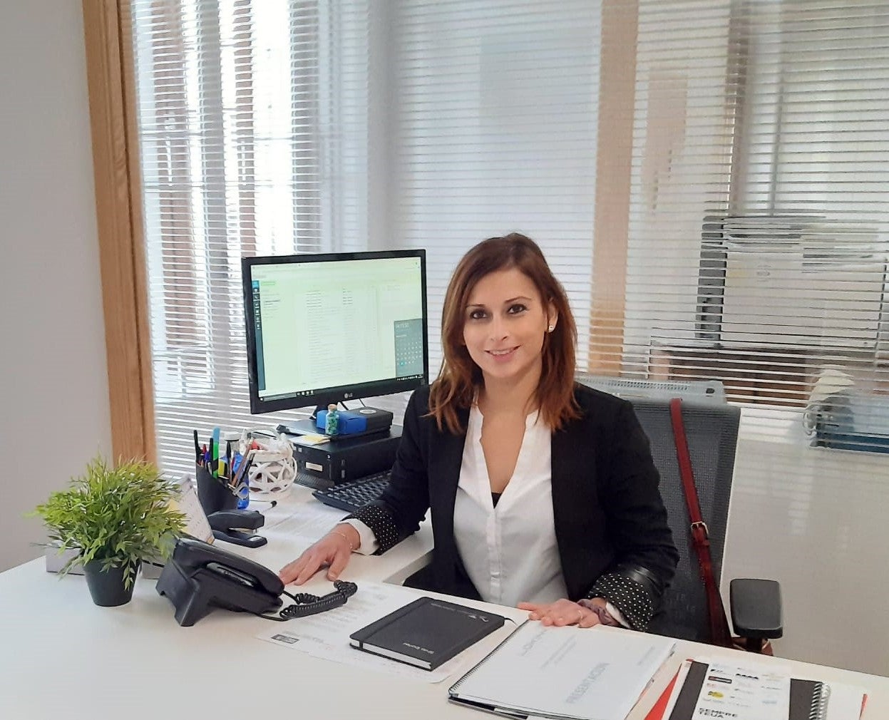 El Ayuntamiento de Elda destina 700.000 euros a ayudas directas a autónomos y pequeños empresarios El Ayuntamiento de Elda destina 700.000 euros a ayudas directas a autónomos y pequeños empresarios