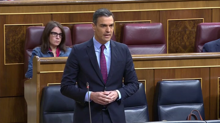 Sánchez acusa a Casado de usar el coronavirus para "derrocar a un Gobierno legítimo" Sánchez acusa a Casado de usar el coronavirus para "derrocar a un Gobierno legítimo"