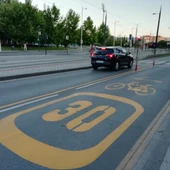 Carril reservado temporal bus bicicleta patinete eléctrico Granada Carril reservado temporal bus bicicleta patinete eléctrico Granada