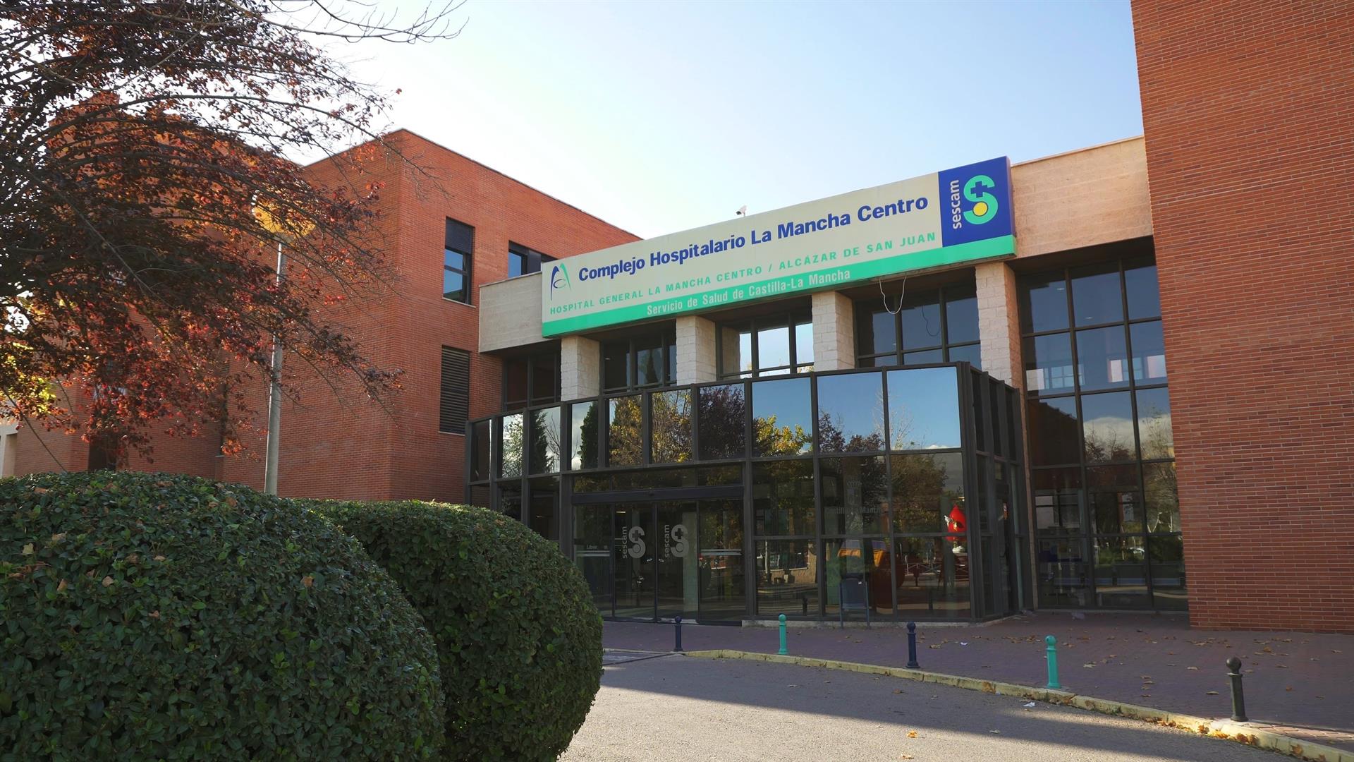 Afectado por inhalación de humo un joven tras el incendio de una cocina en Pedro Muñoz Afectado por inhalación de humo un joven tras el incendio de una cocina en Pedro Muñoz