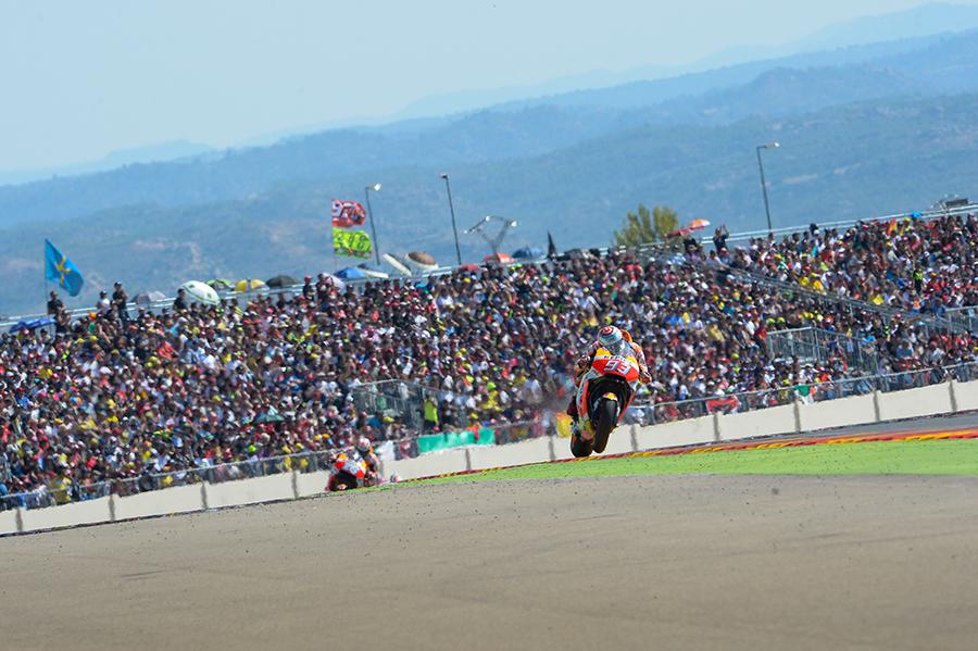 Motorland acoge el Mundial de MotoGP con ausencias por COVID-19 Motorland acoge el Mundial de MotoGP con ausencias por COVID-19