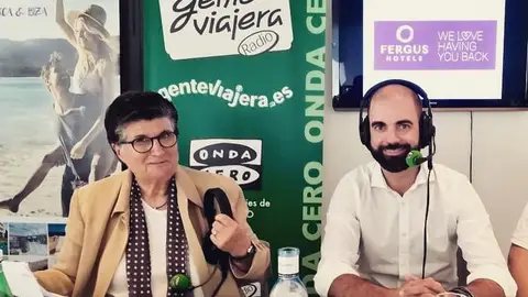 Bernat Vicens, director general de Fergus Hotels y Tent Hotels, junto a Esther Eiros, directora del programa Gente Viajera Bernat Vicens, director general de Fergus Hotels y Tent Hotels, junto a Esther Eiros, directora del programa Gente Viajera