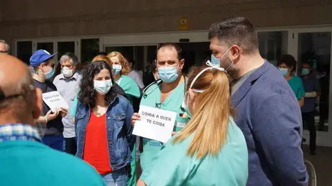 Noa Presas, apoia a concentración no Hospital de Verín Noa Presas, apoia a concentración no Hospital de Verín