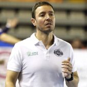 Diego Dorado, técnico del Balonmano Nava