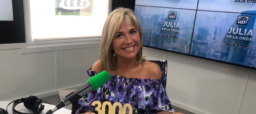 Julia Otero celebra los 3.000 programas de Julia en la onda Julia Otero celebra los 3.000 programas de Julia en la onda