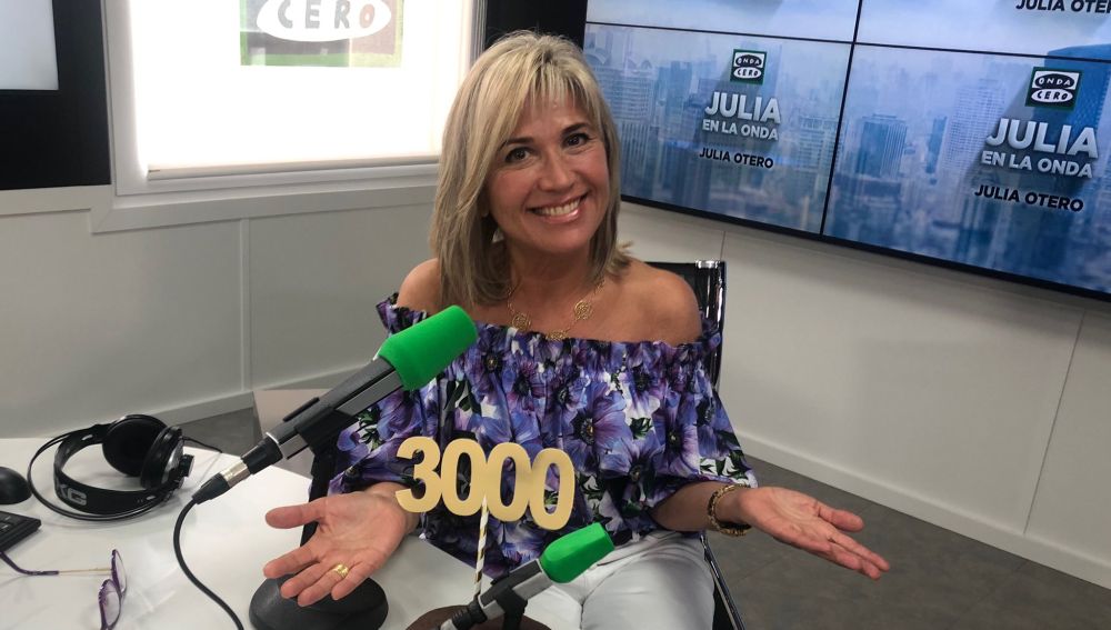 Julia Otero celebra los 3.000 programas de Julia en la onda