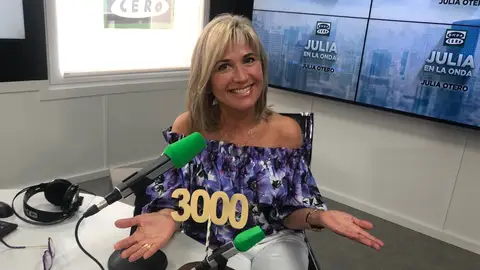 Julia Otero celebra los 3.000 programas de Julia en la onda Julia Otero celebra los 3.000 programas de Julia en la onda