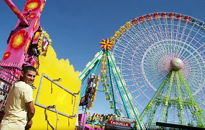 Falta de farolillos y una Feria de Mediodía que no termina de despegar Falta de farolillos y una Feria de Mediodía que no termina de despegar