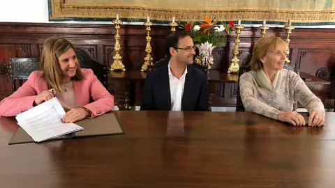 Firma del convenio Firma del convenio