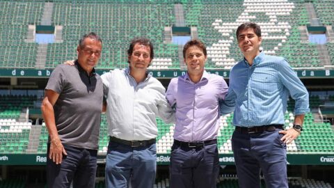 No habr&aacute; cambio en el banquillo del Betis