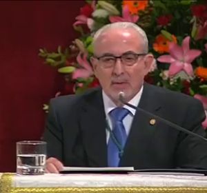 El presidente de la UCAM, sobre Bill Gates y Soros: "¡Quieren controlarnos con un chip; pero qué se han creído!" El presidente de la UCAM, sobre Bill Gates y Soros: "¡Quieren controlarnos con un chip; pero qué se han creído!"