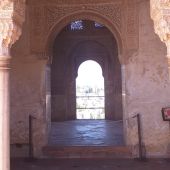 La Alhambra a solas