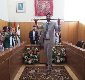 El alcalde de San José del Valle, el día de la toma de posesión El alcalde de San José del Valle, el día de la toma de posesión