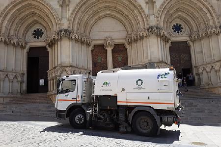 Piden una investigación tras la anulación del contrato de limpieza a FCC Piden una investigación tras la anulación del contrato de limpieza a FCC