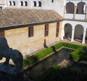 La Alhambra a solas La Alhambra a solas