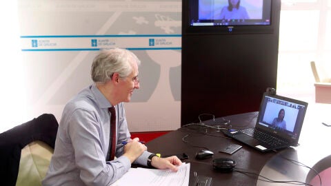 Francisco Conde na reuni&oacute;n coa Fundaci&oacute;n Ronsel