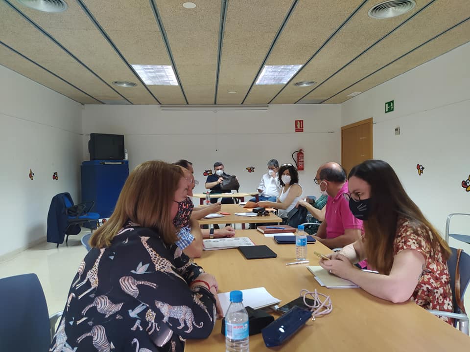 Compromís, PSOE y L’Esquerra se marcan como objetivo que Crevillent sea referente de “las políticas públicas de izquierdas” Compromís, PSOE y L’Esquerra se marcan como objetivo que Crevillent sea referente de “las políticas públicas de izquierdas”