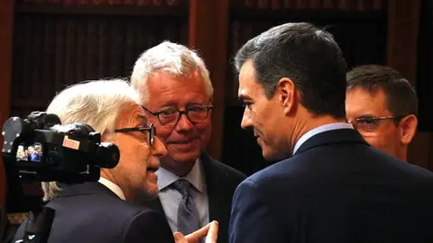 El president del govern espanyol, Pedro Sánchez, i el president de Foment del Treball, Josep Sànchez Llibre, al febrer de 2020 El president del govern espanyol, Pedro Sánchez, i el president de Foment del Treball, Josep Sànchez Llibre, al febrer de 2020