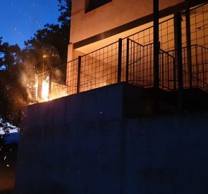 Incendio en la casa rural del alcalde de Navas de Estena Incendio en la casa rural del alcalde de Navas de Estena