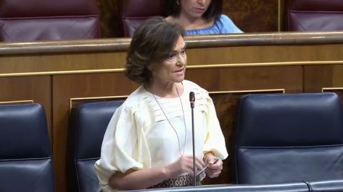 El lapsus de la ministra Carmen Calvo tras la pregunta de Vox sobre la credibilidad del Gobierno: "No hay que restituir lo que no ha existido"