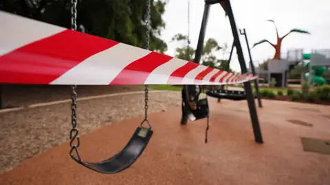 Mañana se reabrirán los parques infantiles en Palencia Parques Infantiles