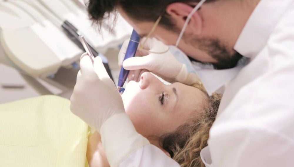 1 de cada 10 mayores padece el síndrome de boca seca en España