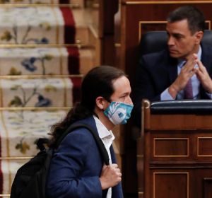Pablo Iglesias y Pedro Sánchez en el Congreso Pablo Iglesias y Pedro Sánchez en el Congreso