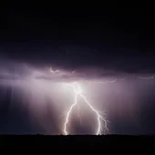 Tormenta con rayos Tormenta con rayos
