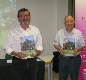 El presidente ejecutivo de Projecte Home Baleares, Jesús Mullor, y el presidente de las tres fundaciones que dan soporte a PHB, Bartomeu Català. El presidente ejecutivo de Projecte Home Baleares, Jesús Mullor, y el presidente de las tres fundaciones que dan soporte a PHB, Bartomeu Català.