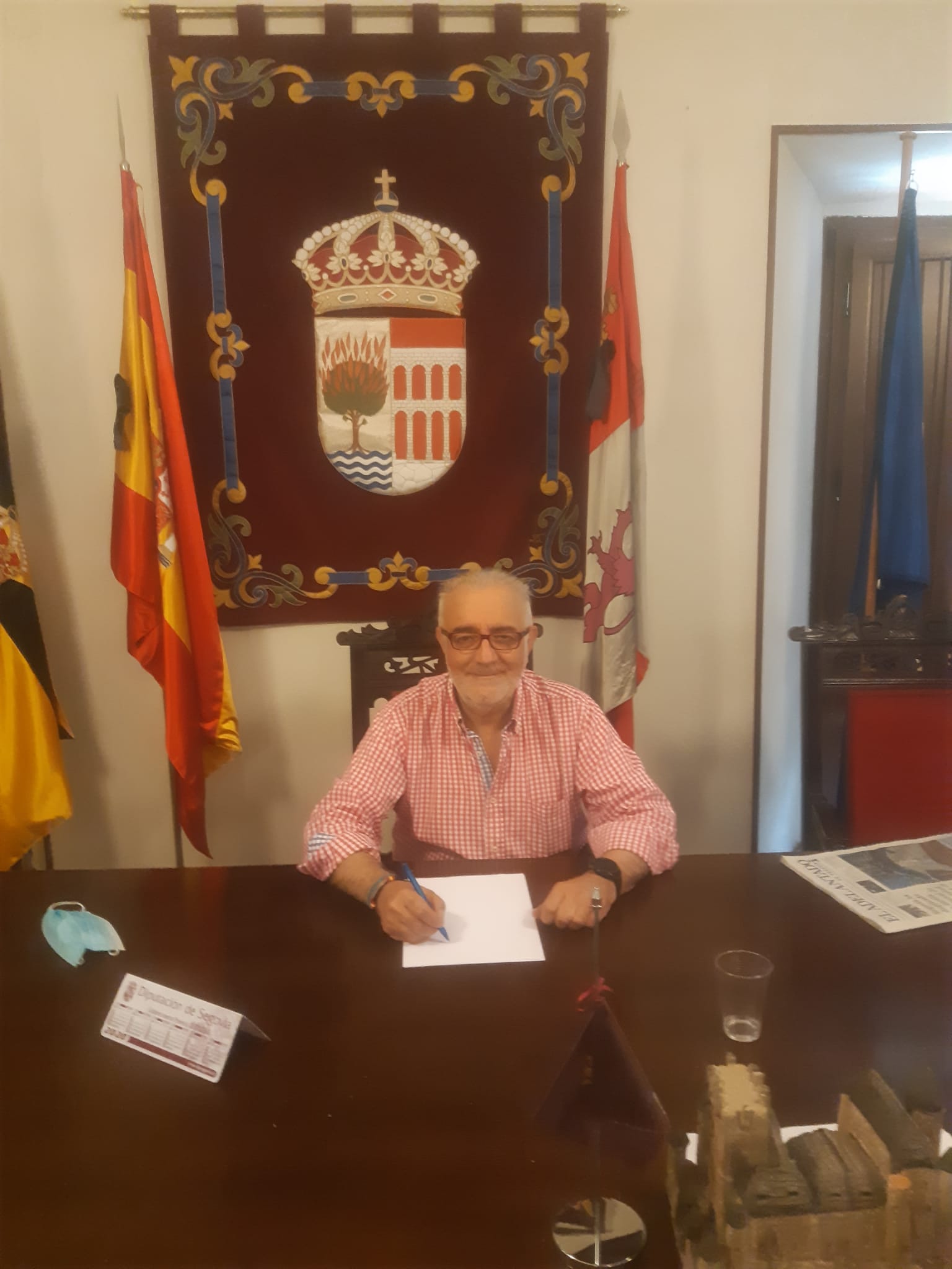 El Ayuntamiento de Carbonero aprueba ayudas empresas y autónomos de 250.000 euros El Ayuntamiento de Carbonero aprueba ayudas empresas y autónomos de 250.000 euros