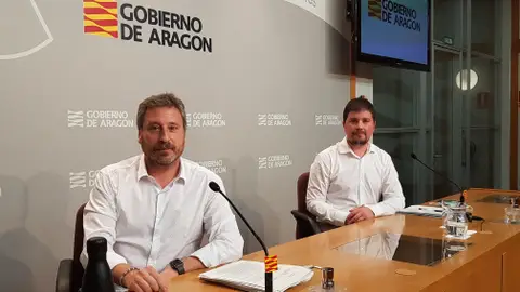 El consejero José Luis Soro y el director general de Ordenación del Territorio, José Manuel Salvador. El consejero José Luis Soro y el director general de Ordenación del Territorio, José Manuel Salvador.