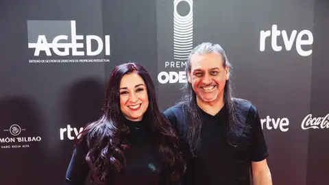 Ángeles Muñóz y Dionisio Martín de Camela Ángeles Muñóz y Dionisio Martín de Camela