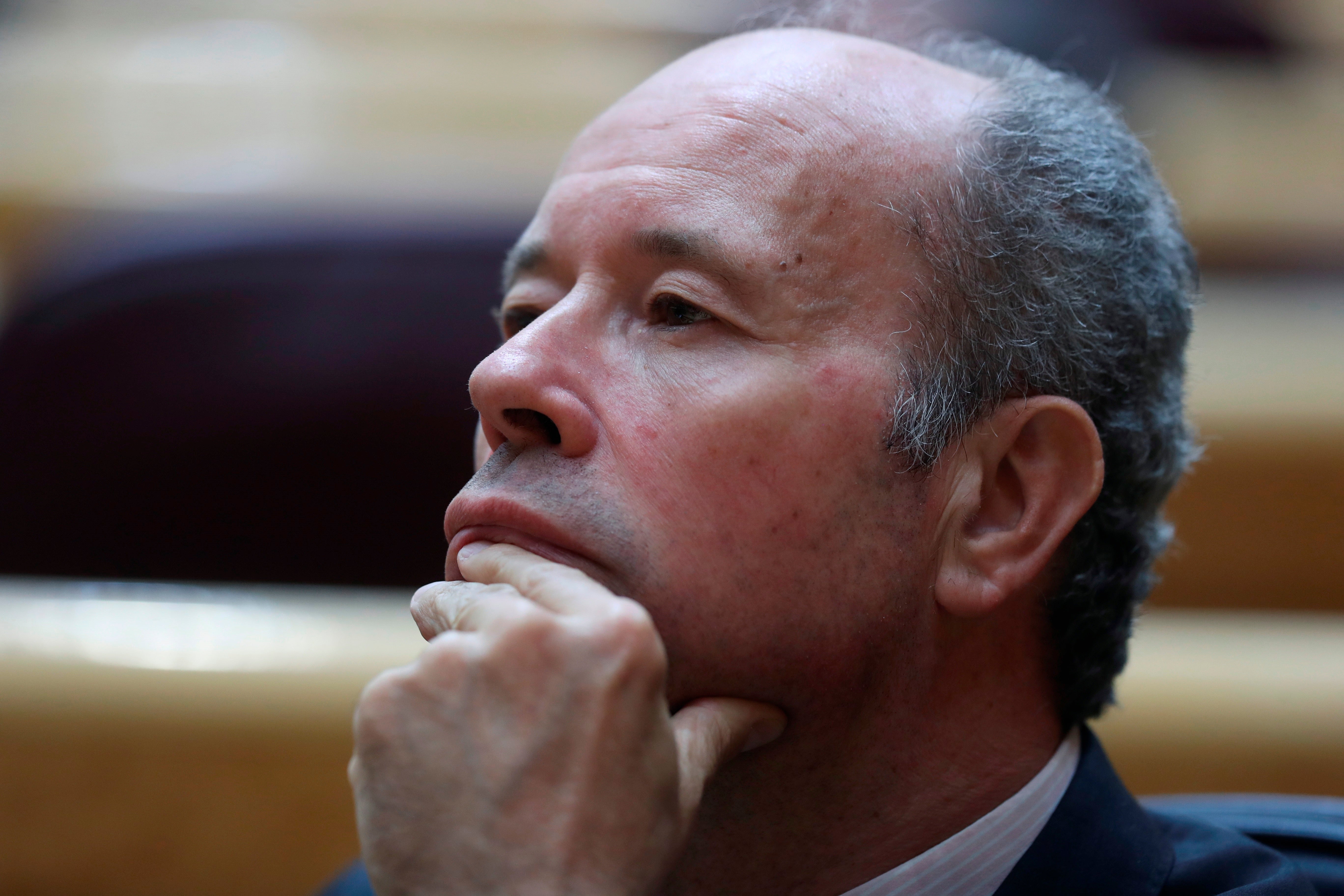 Desde la clandestinidad: Ministros espiados en los móviles Desde la clandestinidad: Ministros espiados en los móviles