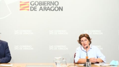 La consejera Broto y el director del IASS, Joaqu&iacute;n Santos.