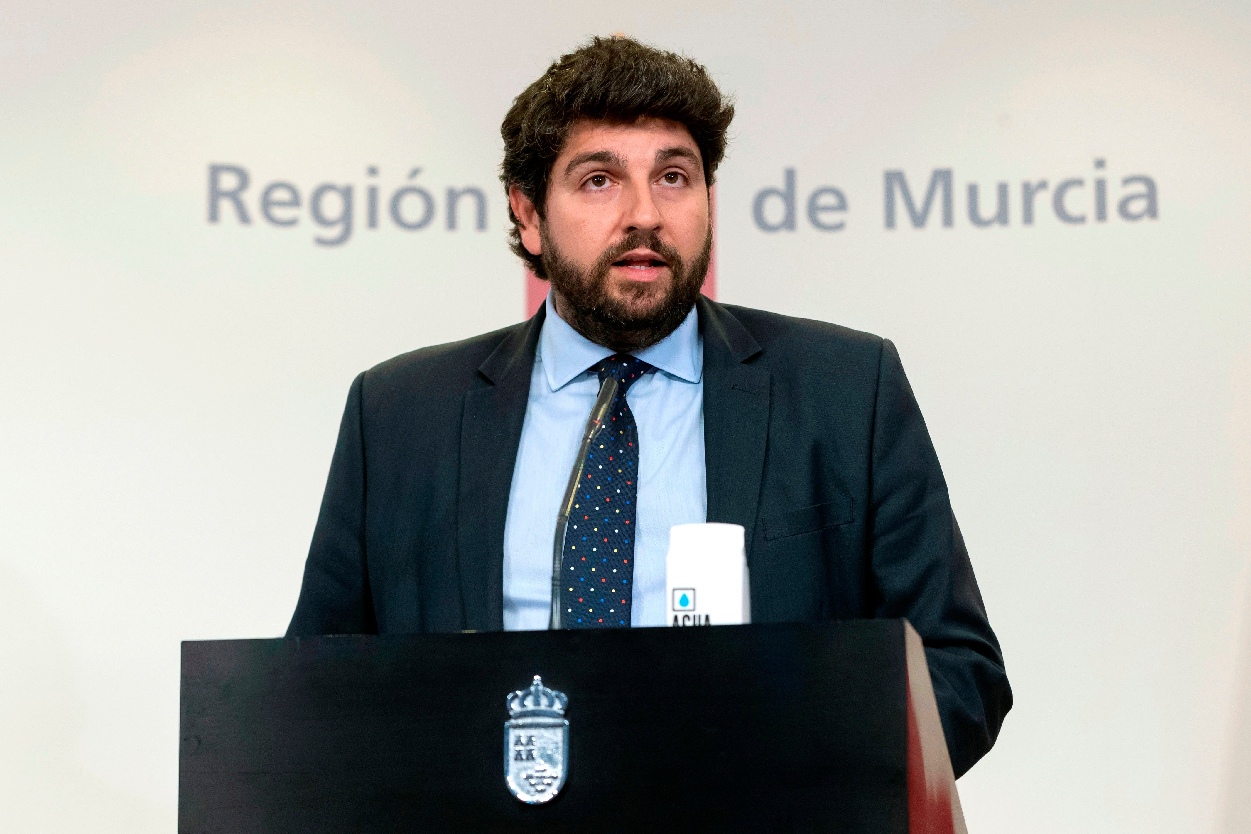 Fernando López Miras: "El término allegado es muy impreciso" Fernando López Miras: "El término allegado es muy impreciso"
