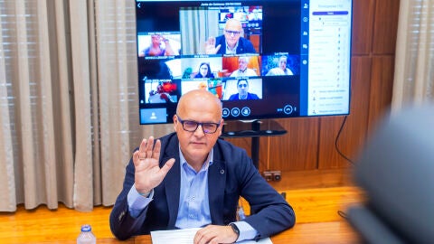 Manuel baltar, na reuni&oacute;n da Axenda 2030