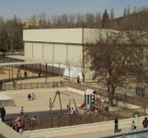 Patio del colegio, antes del hundimiento Patio del colegio, antes del hundimiento